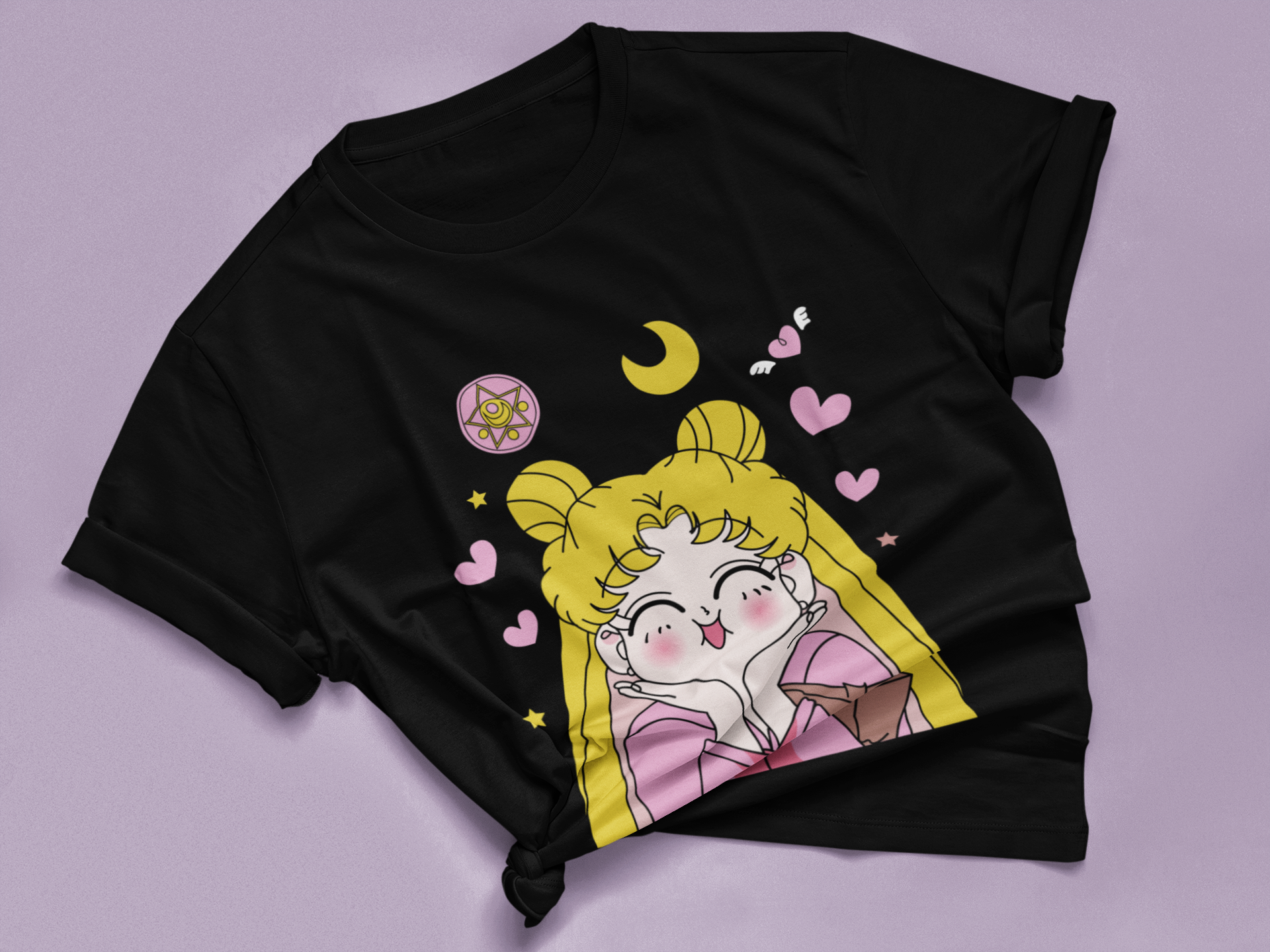 Sailor Moon Cute Expression Tee in black knotted in cute style.